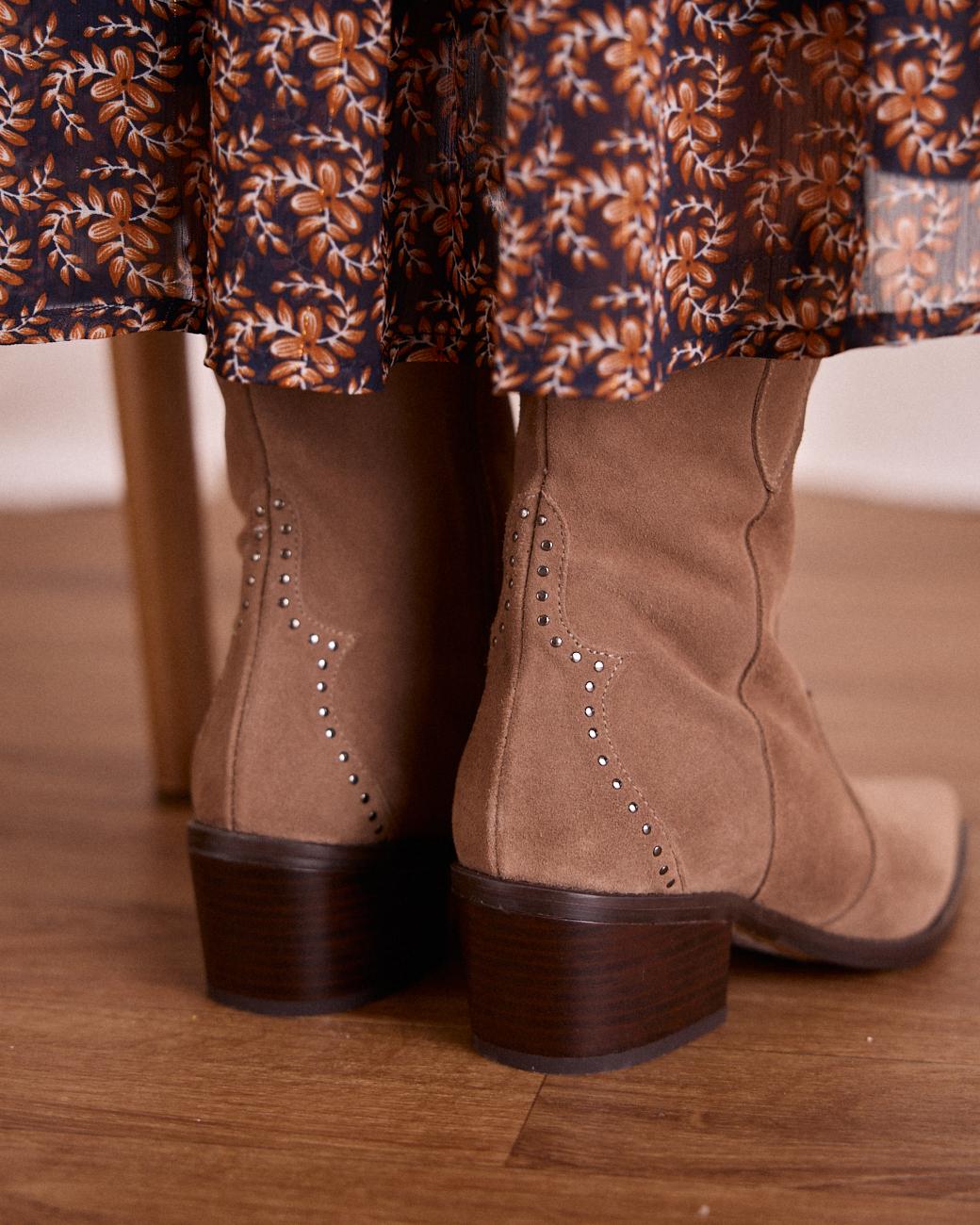 Botines Tachuelas Donata