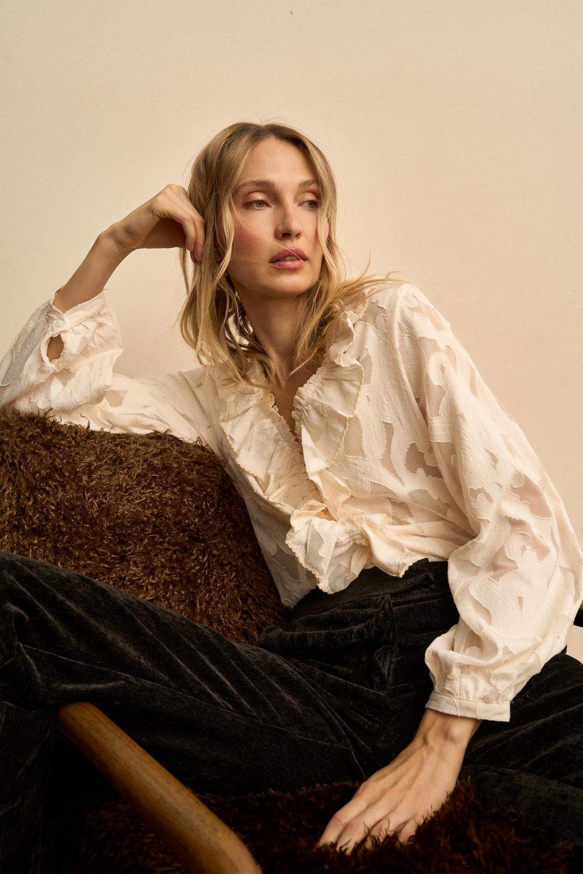 Blusa Volantes Encaje Émiliane