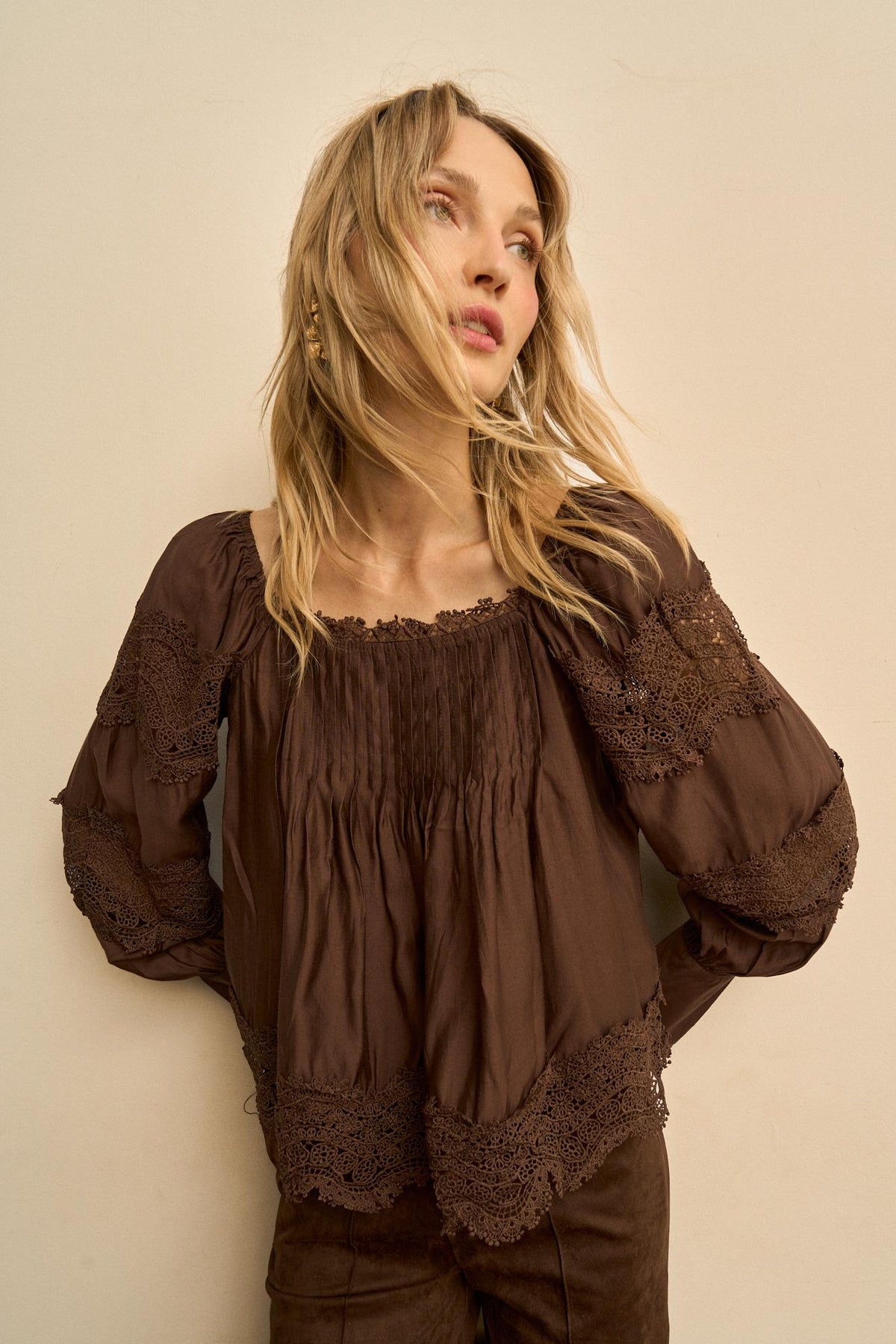 Blusa Encaje Fruncida Elodie