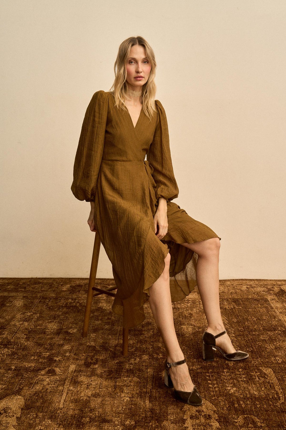 Vestido Bajo Escote Silvia