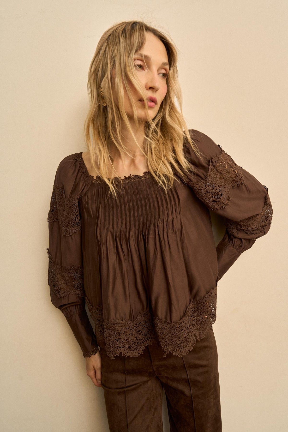 Blusa Encaje Fruncida Elodie