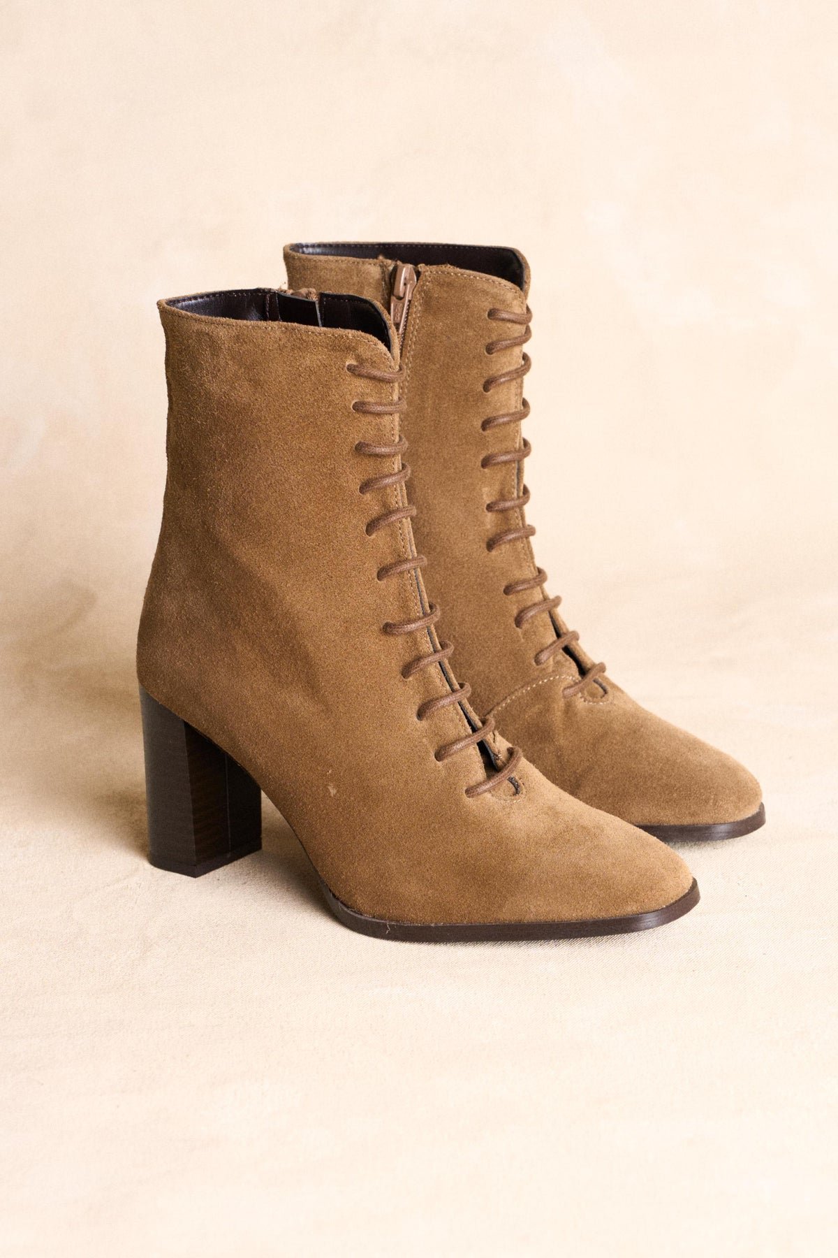 Botines Acordonados Piel Carmina
