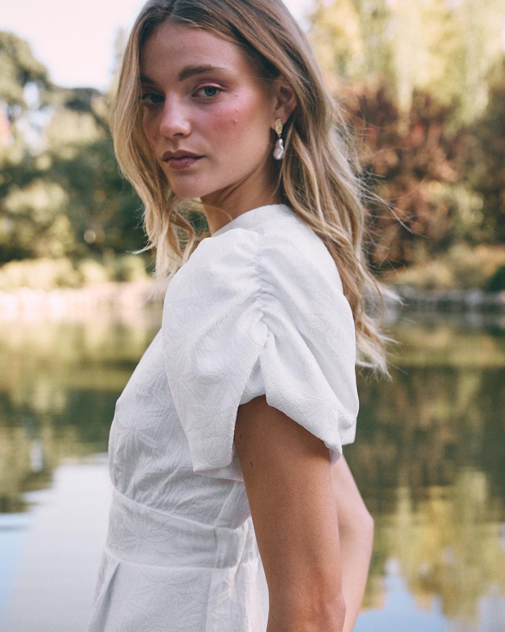 Mono Novia Aylén