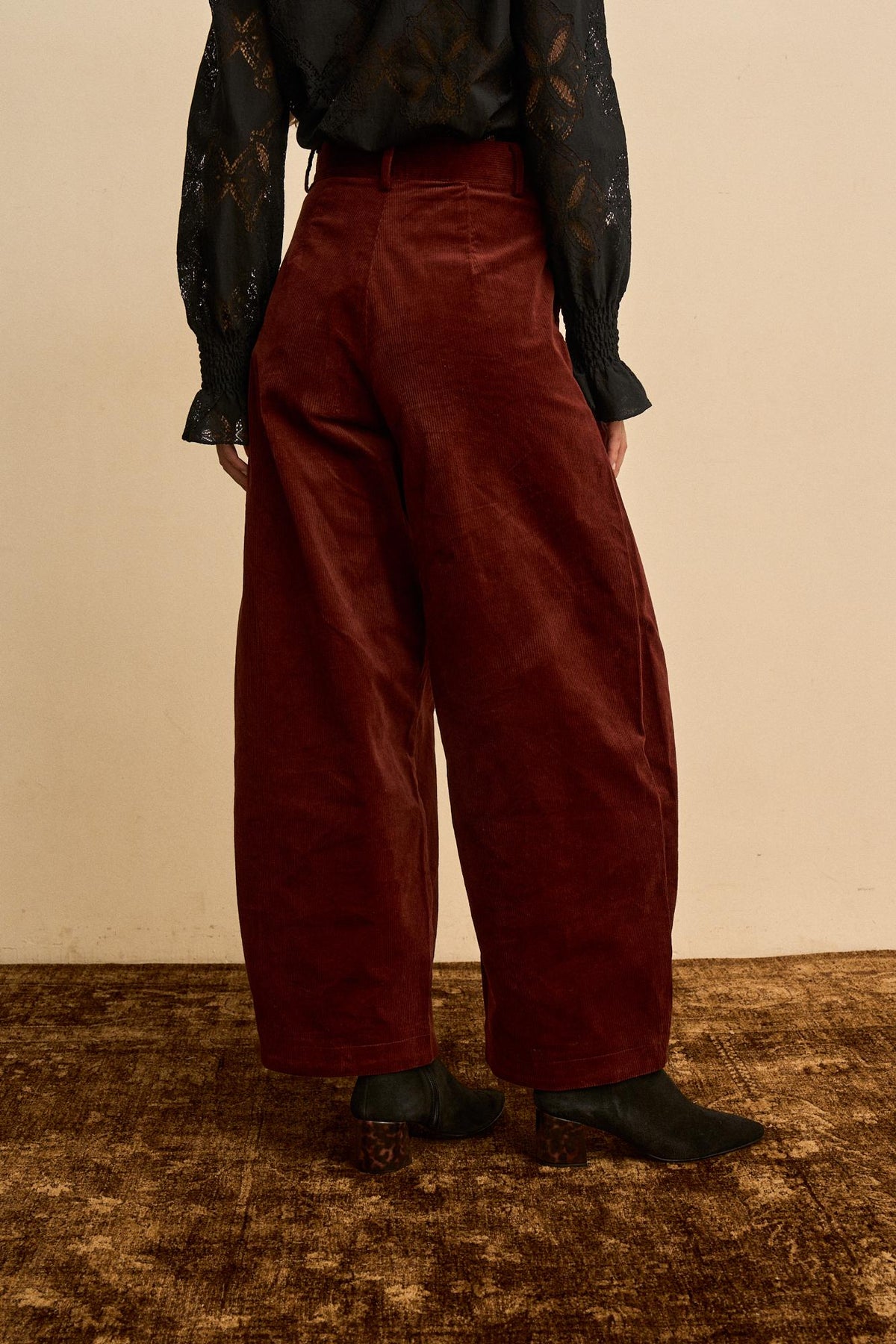 Pantalón Pinzas Pana Eliora