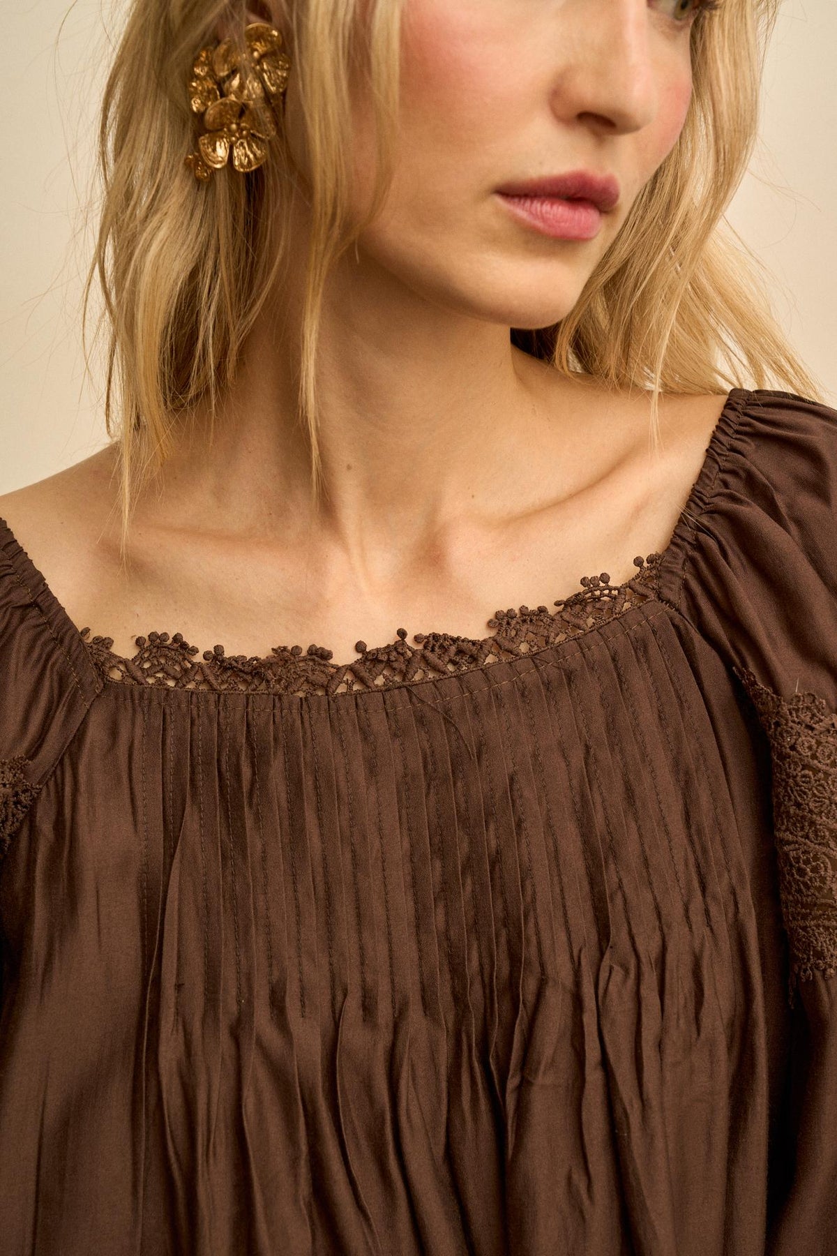 Blusa Encaje Fruncida Elodie