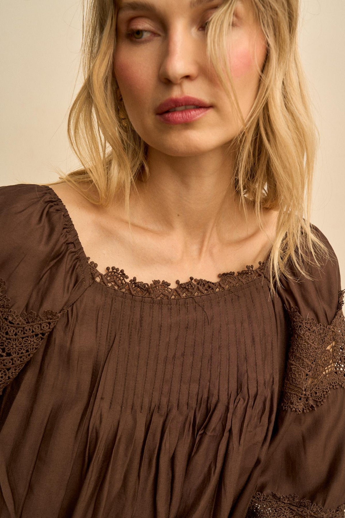 Blusa Encaje Fruncida Elodie